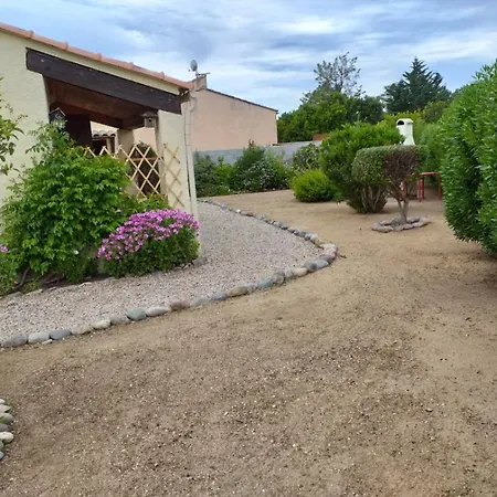 Aux Pieds Des Montagnes Сasa de vacaciones *